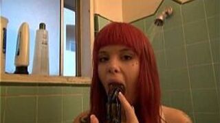 Dildo Tutorial from Miss Mariah Mars - porn video