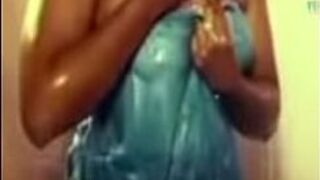 Shakeela bath - porn video